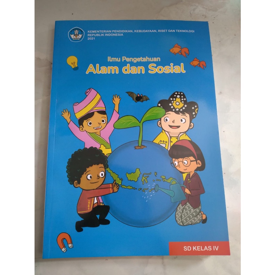 Fakultas Impian Para Kutubuku: Menjelajahi Dunia Ilmu dan Kata